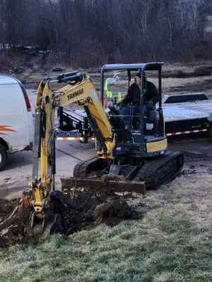 Grinders Property Maintenance & Logistics Logo