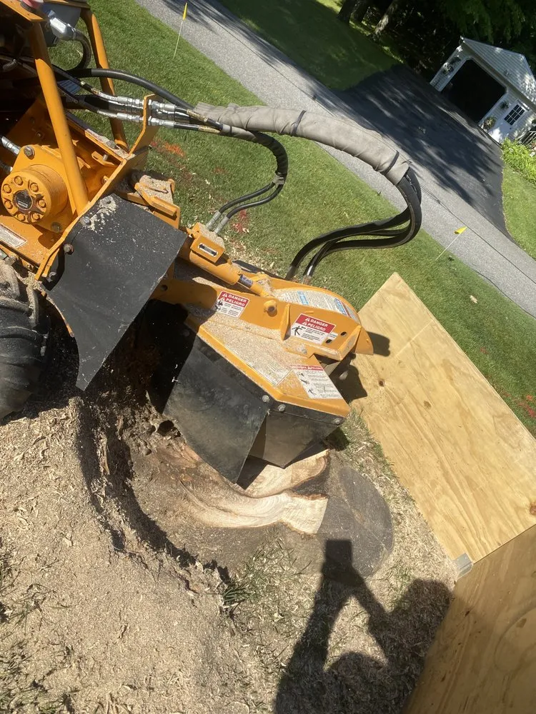 Professional garden landscaping in Fairfax, VT by Grinding Gears