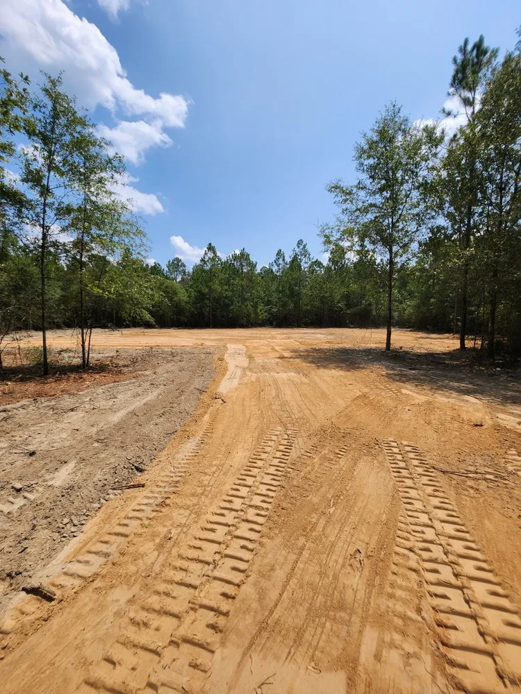 Expert lawn care service experts serving Crestview, FL - Grindstone Site Development