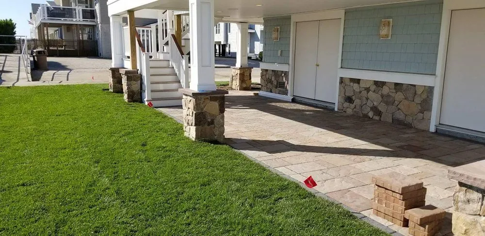 Professional yard maintenance in Seaville, NJ by Griswold Landscaping