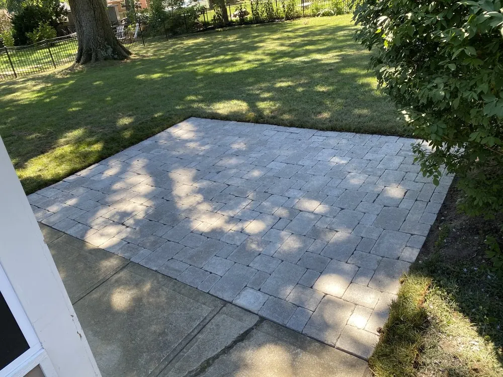 Trusted landscape design for year-round maintenance in Cincinnati, OH by Grizscapes