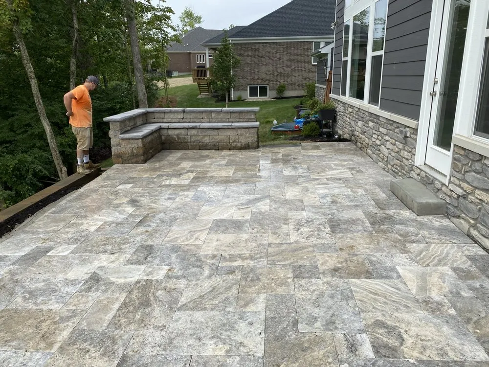 Affordable landscaping services with custom design in Cincinnati, OH by Grizscapes