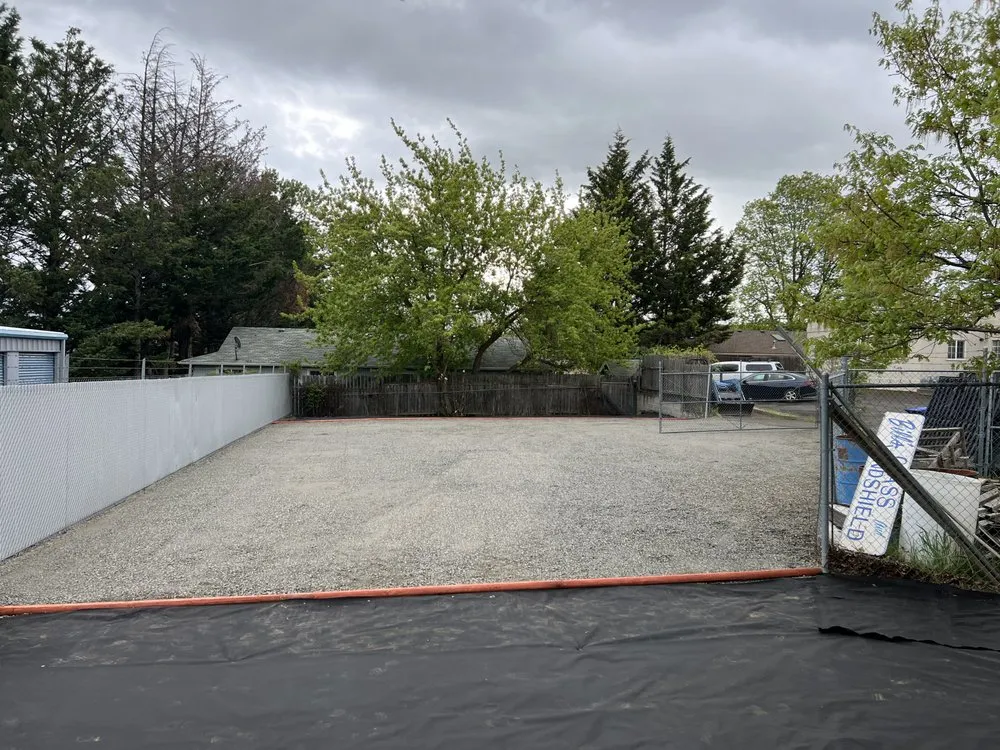 Affordable lawn care service for homes across Medford, OR - Grizzle’s Landscaping