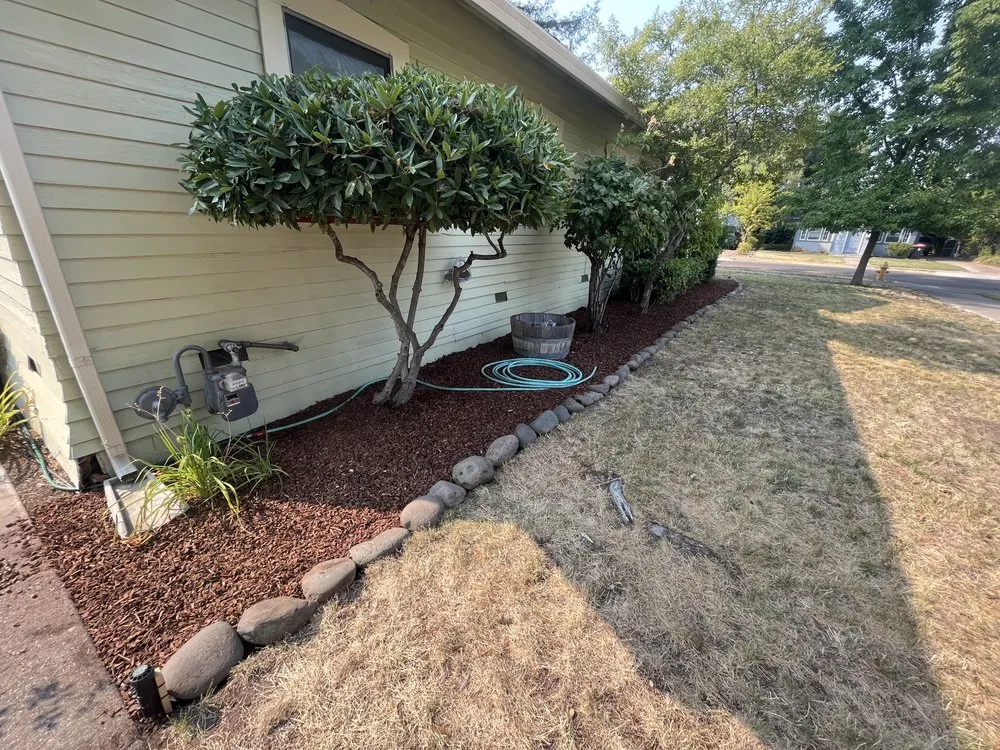 Trusted lawn care service in Medford, OR - Grizzle’s Landscaping