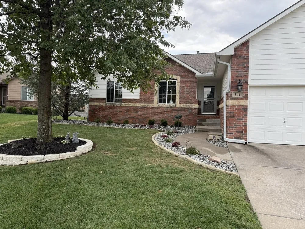 Affordable outdoor landscaping with custom design in Garnett, KS by Grizzly Landscape