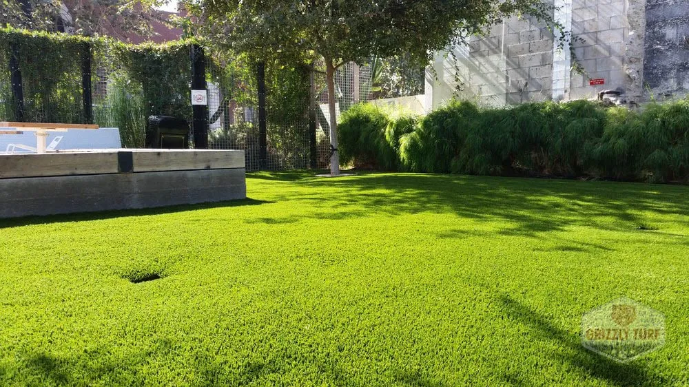 Reliable lawn mowing service experts serving Orange, CA - Grizzly Outdoor