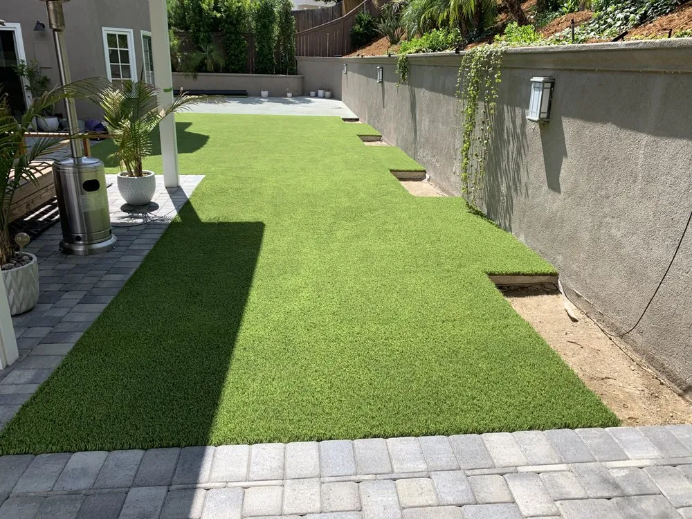 Trusted lawn care service with custom design across San Diego, CA - Grizzly Outdoor