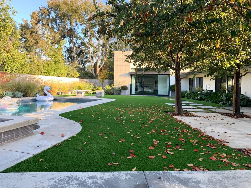 Custom garden landscaping experts serving San Diego, CA - Grizzly Outdoor