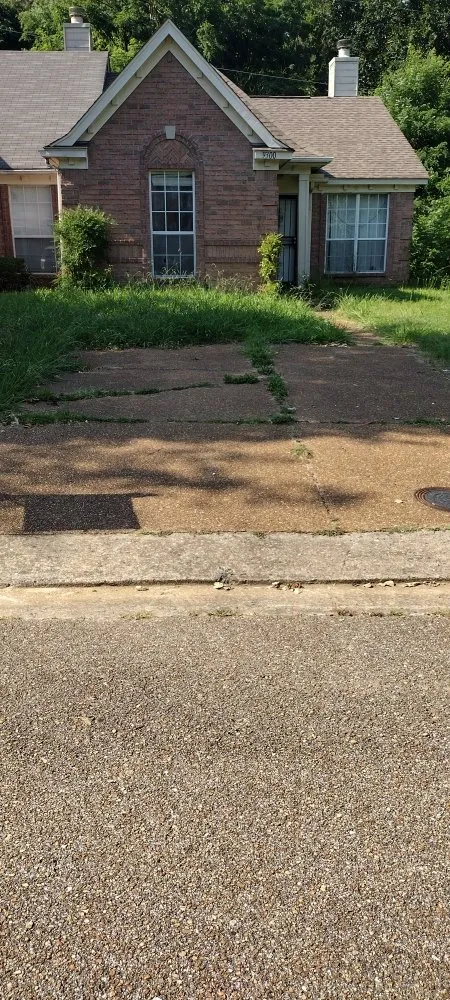 Reliable lawn mowing service with custom design in Bartlett, TN by GRL Landscaping