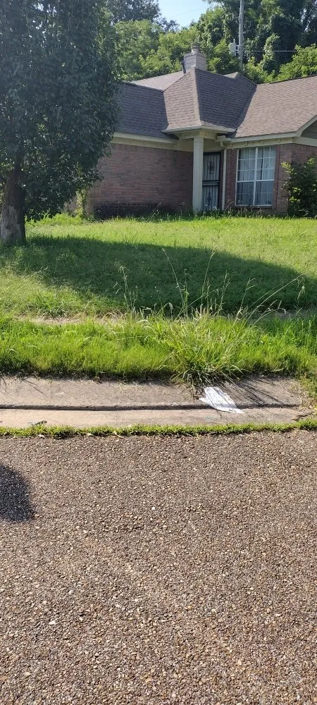 Reliable yard maintenance experts serving Bartlett, TN - GRL Landscaping