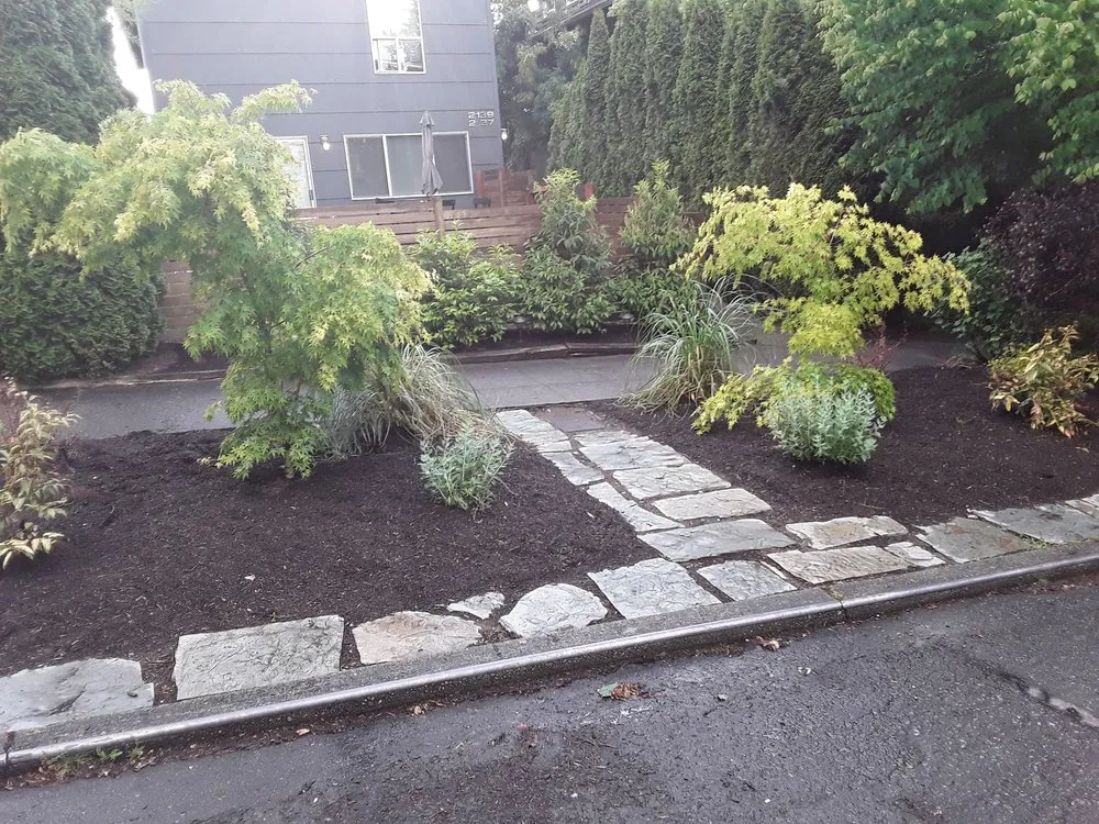 Local lawn mowing service near you across Seattle, WA - GRN Space Landscapes