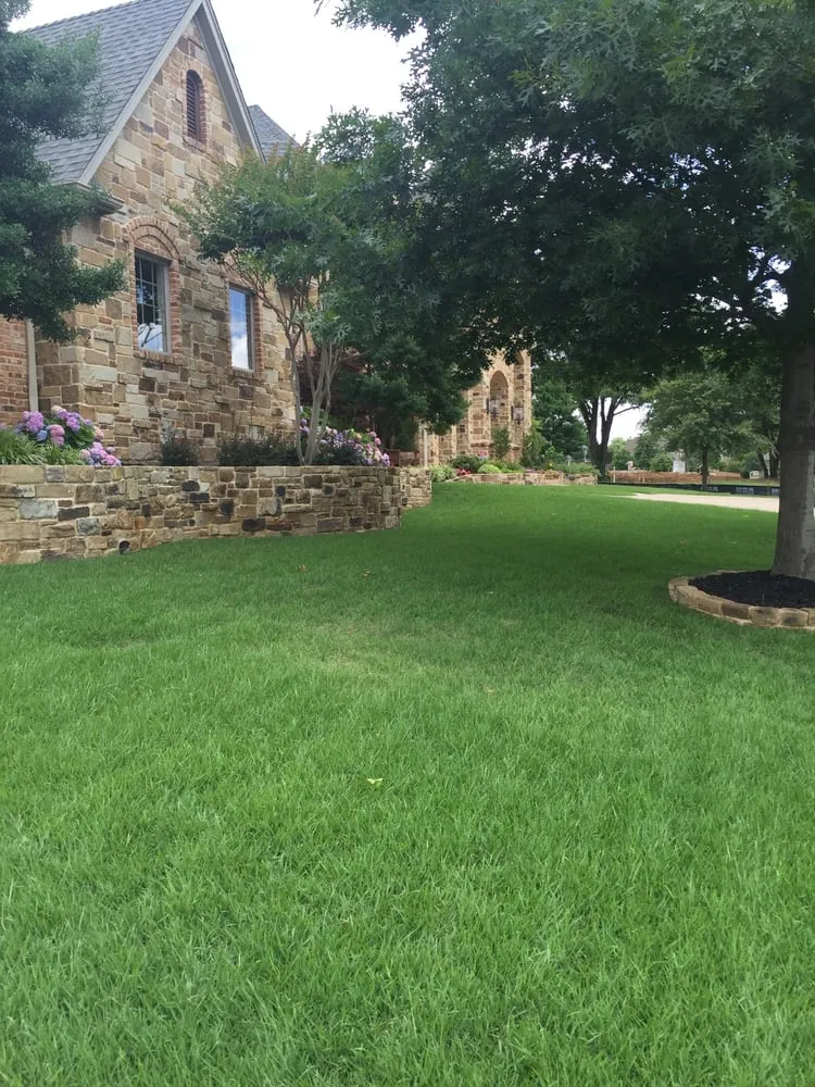 Custom garden landscaping for year-round maintenance in Sanger, TX by Gro-Pro Horticulture Services