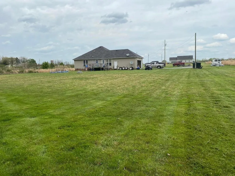 Local landscaping services experts serving Kelso, TN - Groce Lawn Care