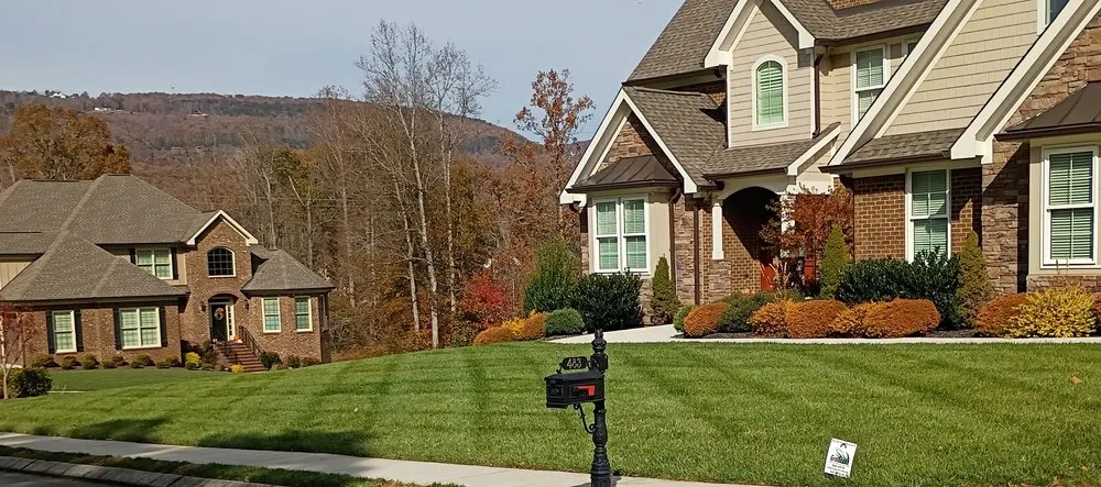 Top-rated yard maintenance in Chattanooga, TN - GroGreen