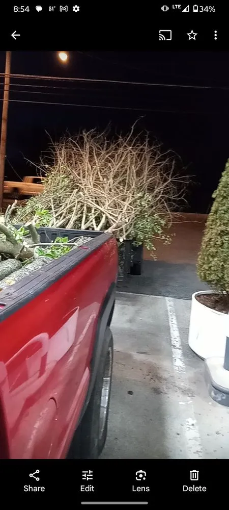 Custom garden landscaping in Westmoreland, TN by Gross Landscaping