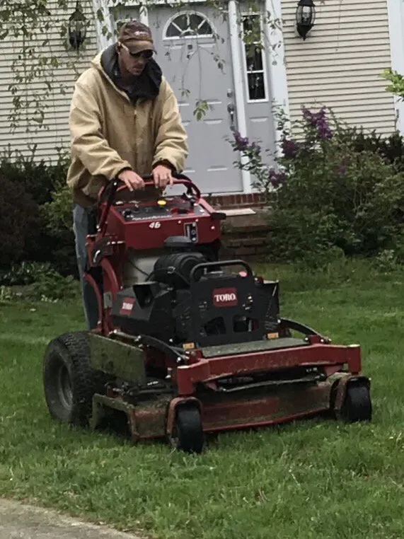 Local yard cleanup service experts serving Bloomington, IN - Gross Ridge Outdoor Services