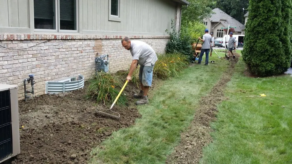 Affordable yard cleanup service experts serving Wyandotte, MI - Grosse Ile Lawn Sprinkler & Fertilizing