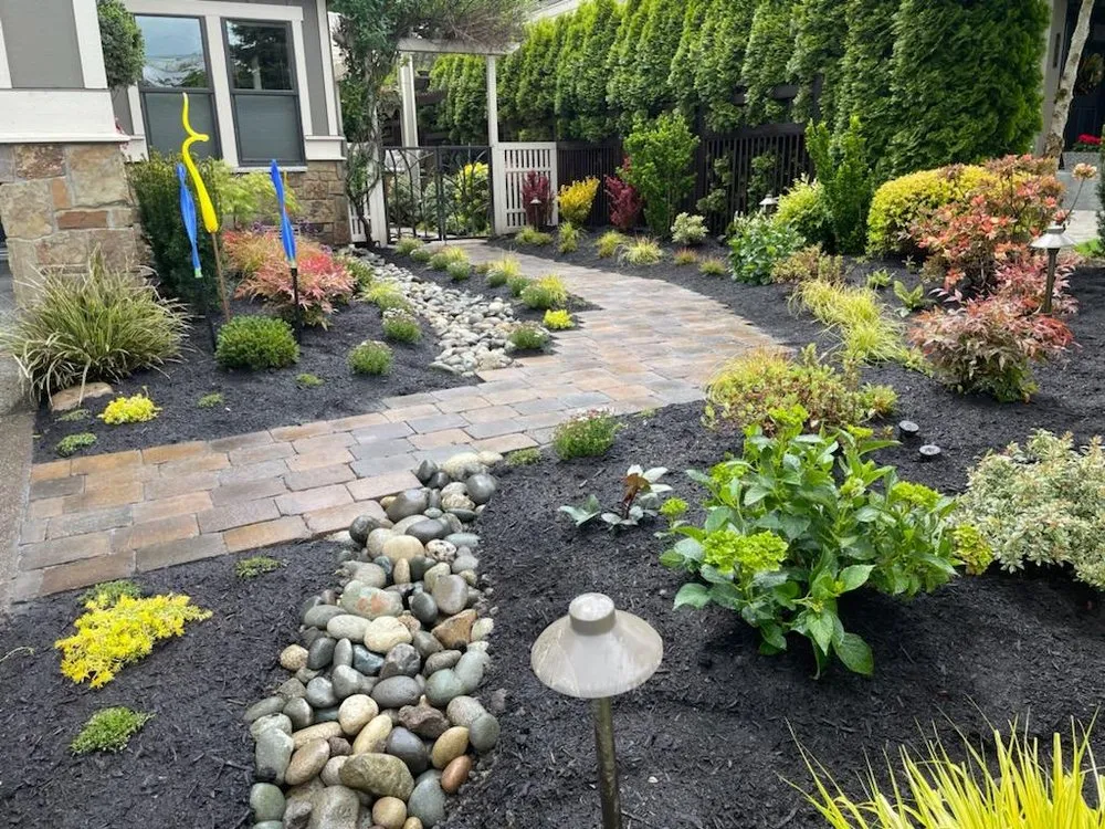 Professional landscaping services experts serving Kirkland, WA - Grotes Garden Design