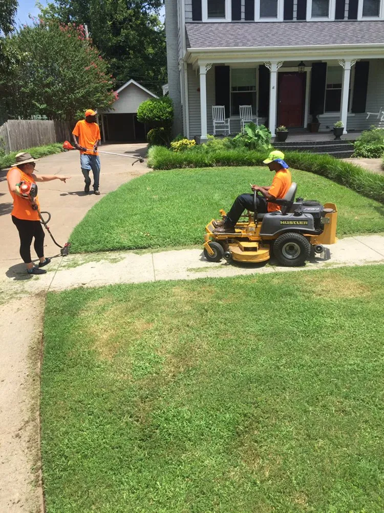 Expert residential landscaping for beautiful yards in Lavaca, AR by Ground Control