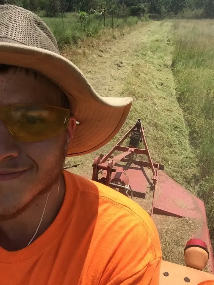 Trusted lawn care service for residential properties in Lavaca, AR by Ground Control