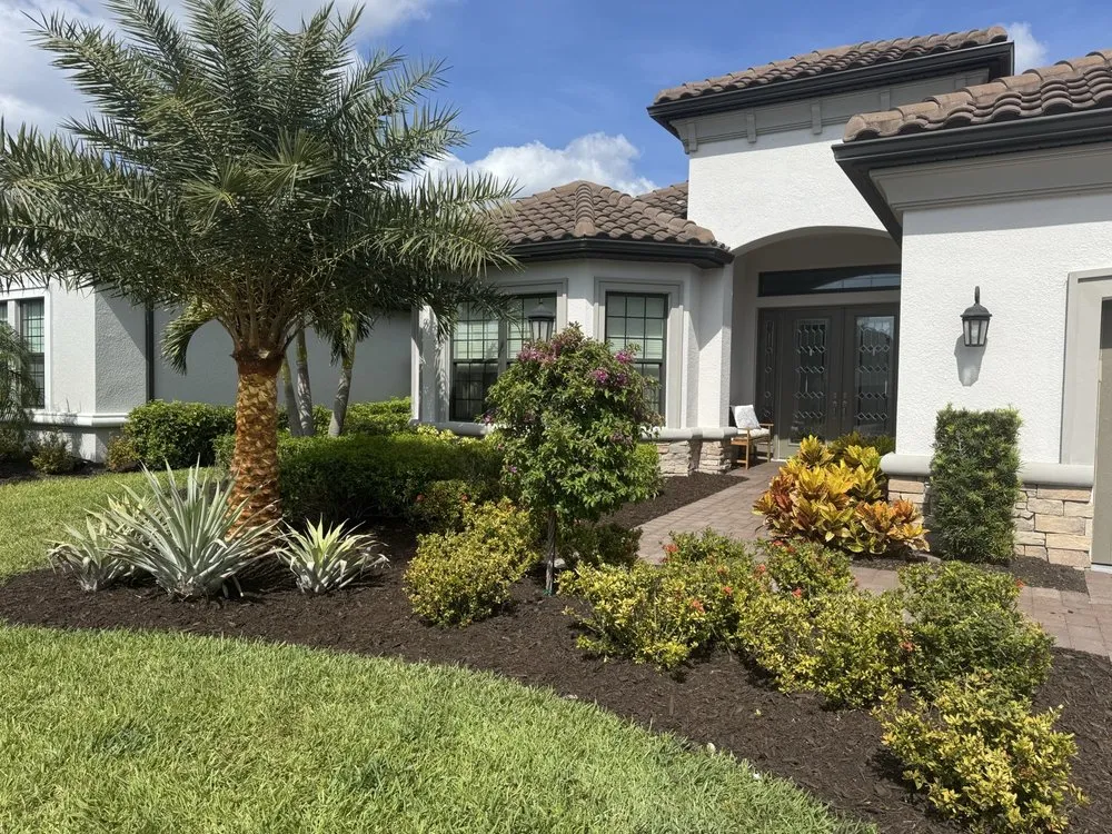 Trusted garden landscaping in Fort Myers, FL by Ground Effects