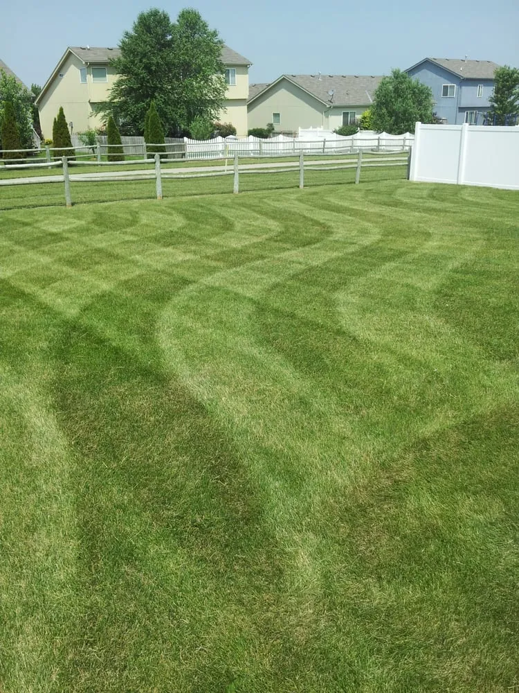 Custom landscaping services experts serving Omaha, NE - Ground Effects Lawn & Landscape