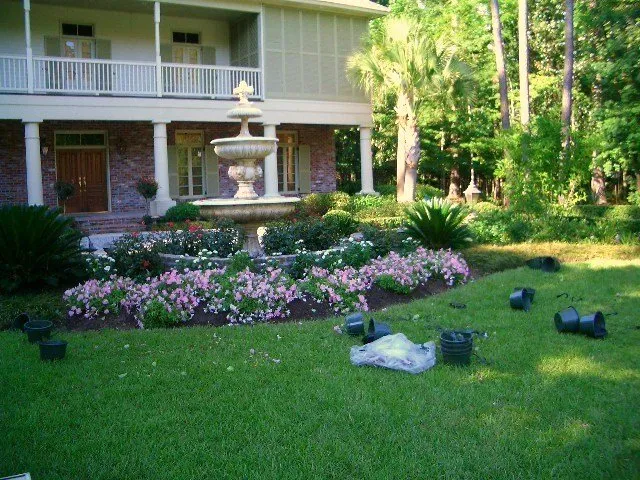 Custom landscaping services near you in Mandeville, LA by Ground Hog Landscape Management