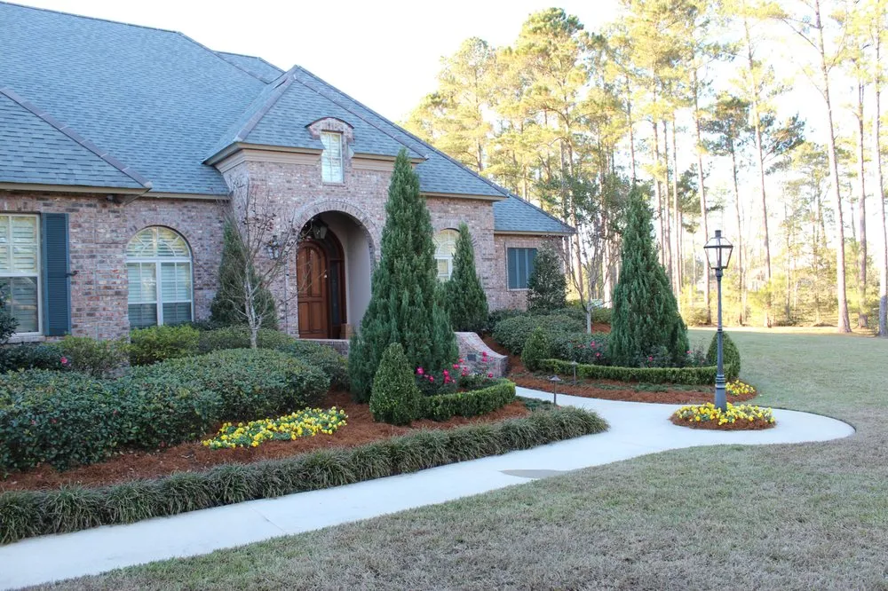 Professional landscape design experts serving Mandeville, LA - Ground Hog Landscape Management