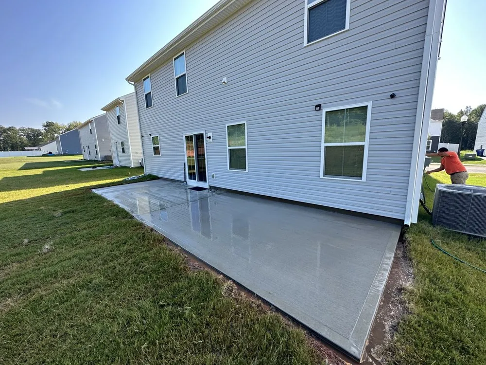 Top-rated yard maintenance in Greenville, SC - Ground Oasis Construction