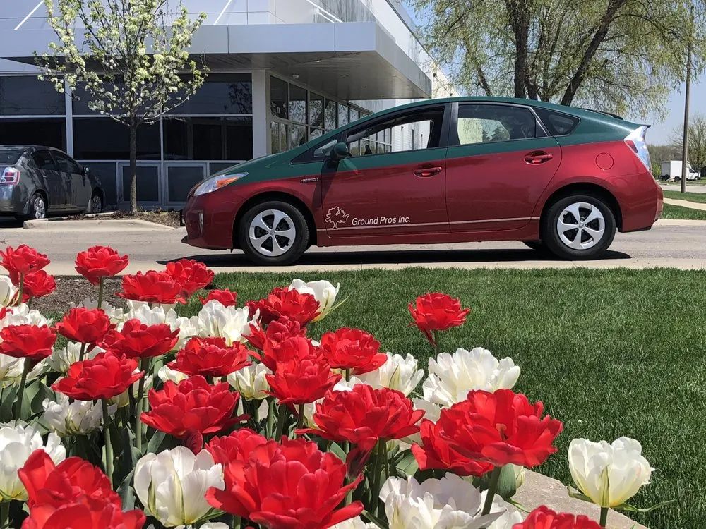 Reliable residential landscaping in Itasca, IL - Ground Pros