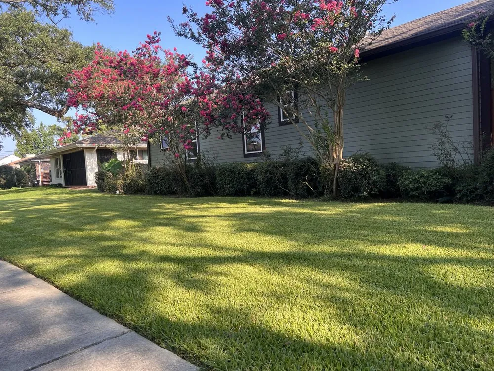 Expert garden landscaping experts serving Metairie, LA - Ground-Up Landscaping Services