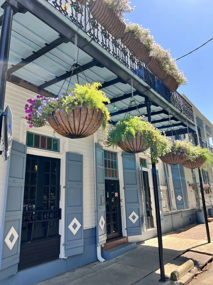 Custom landscape design in Metairie, LA - Ground-Up Landscaping Services