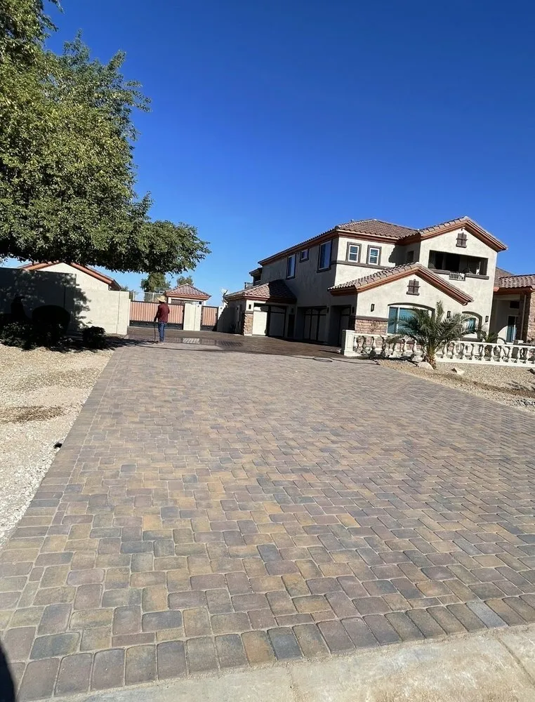 Expert yard cleanup service in Scottsdale, AZ - Ground Worx