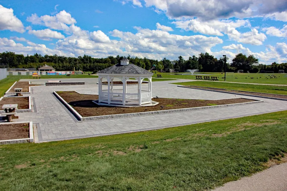 Top-rated lawn care service near you across Derry, NH - Groundhog Landscaping