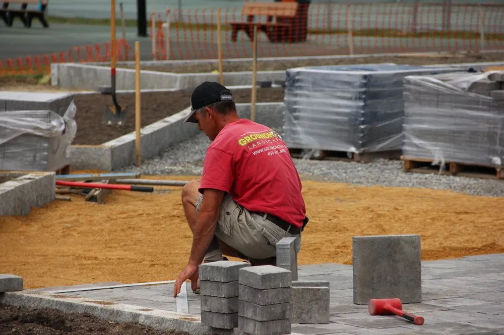 Professional landscape design experts serving Derry, NH - Groundhog Landscaping