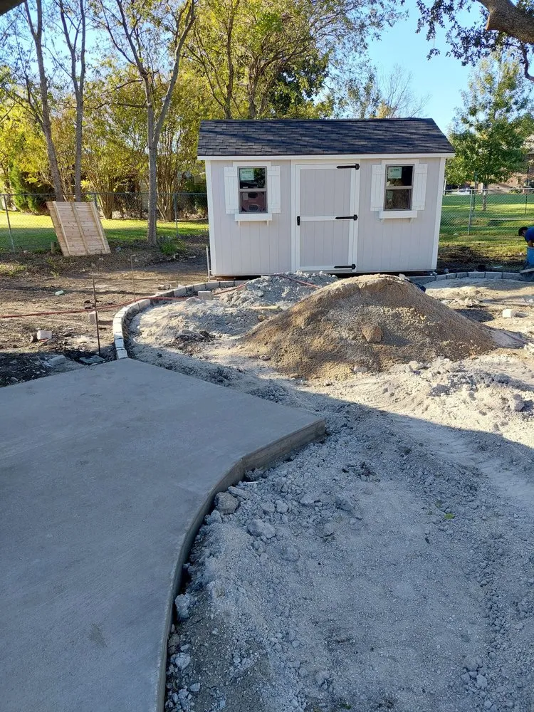 Custom lawn care service experts serving Haltom City, TX - GroundScape Solutions