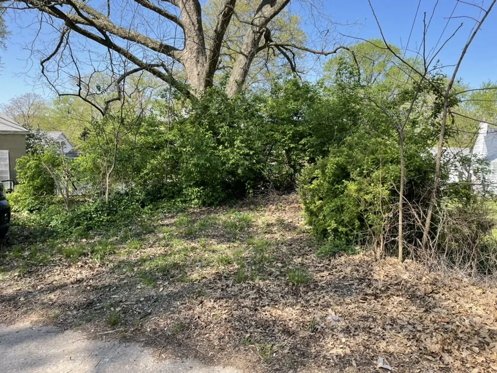 Trusted residential landscaping experts serving Shiloh, IL - GroundsKeeper Lawn & Landscape