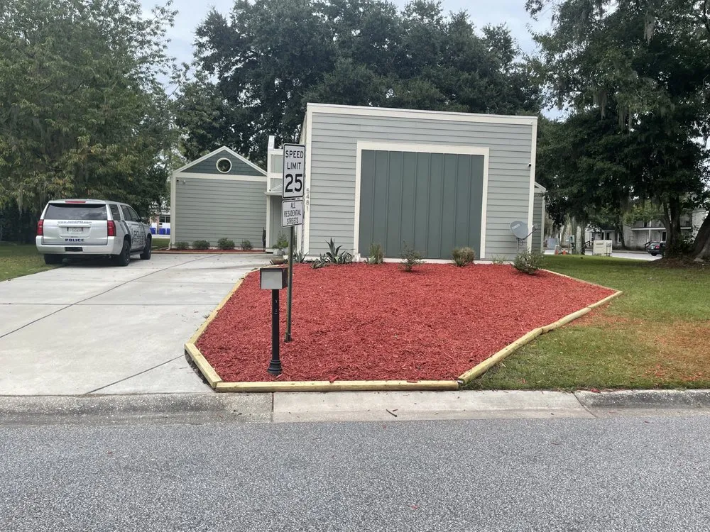 Affordable residential landscaping experts serving Summerville, SC - Groundsmen