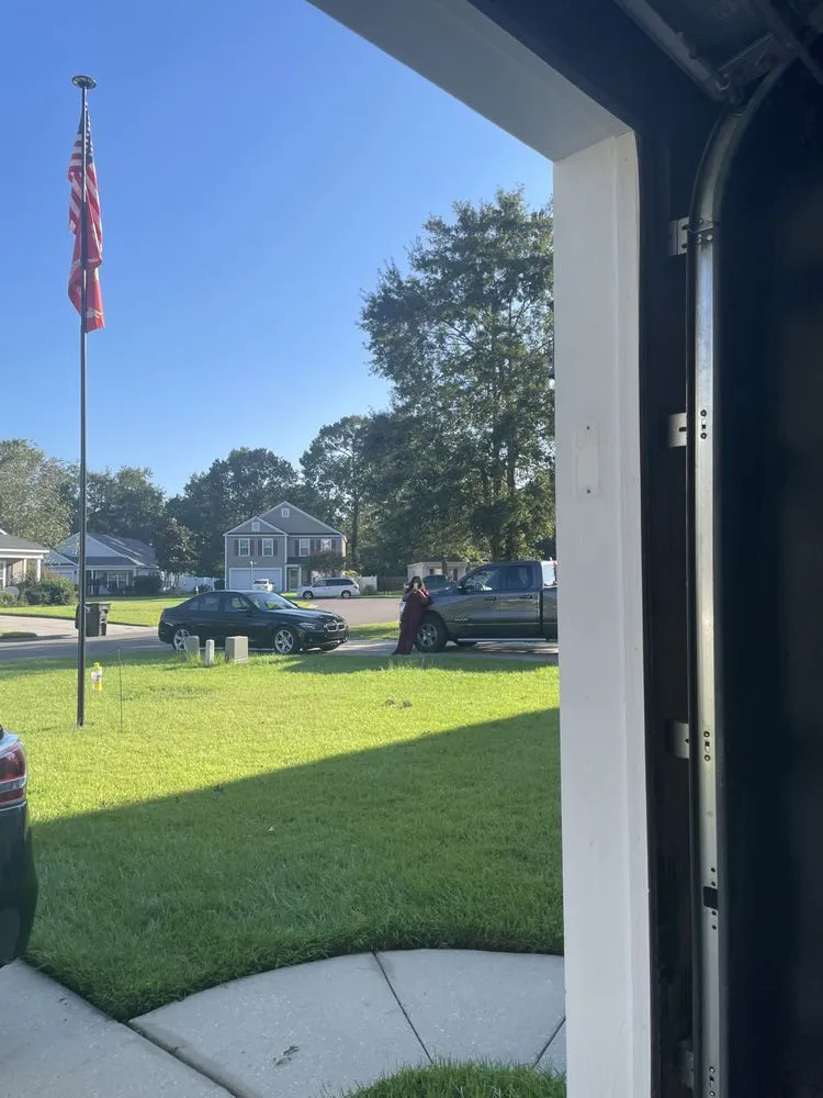 Local residential landscaping experts serving Summerville, SC - Groundsmen