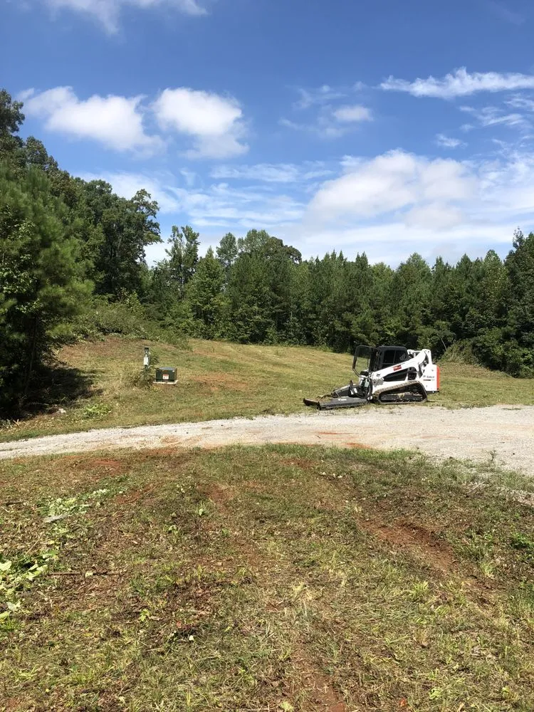 Trusted garden landscaping experts serving Hampton cove, AL - Groundwork’s Lawn & Landscaping