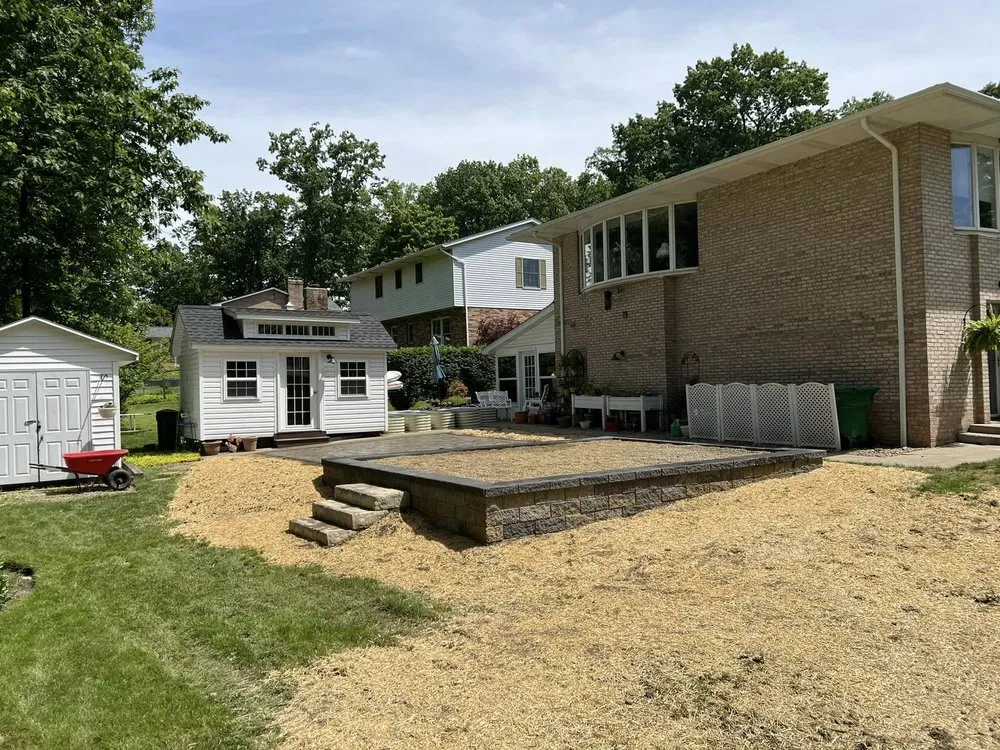 Reliable landscaping services experts serving Harrisville, PA - Groundworx Landscape & Hauling