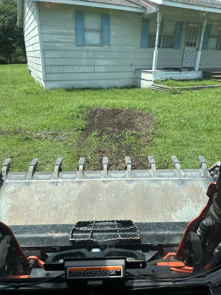 Reliable outdoor landscaping for beautiful yards in Corsicana, TX by GroundWorx Services