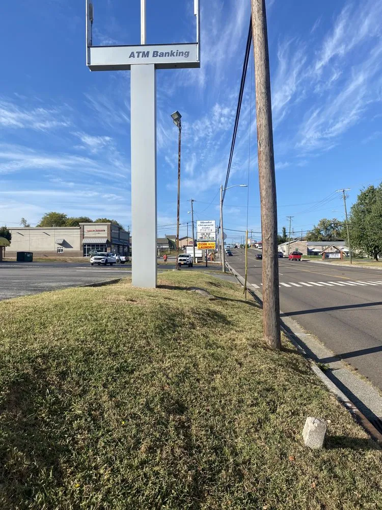 Affordable outdoor landscaping in Knoxville, TN by Grove 31 Lawn Care and Landscaping