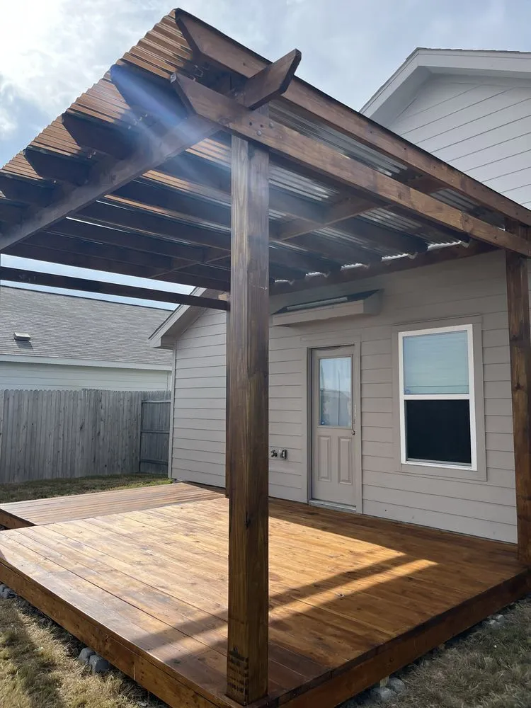 Custom outdoor landscaping in Kingsville, TX by Grow A Garden & Landscape