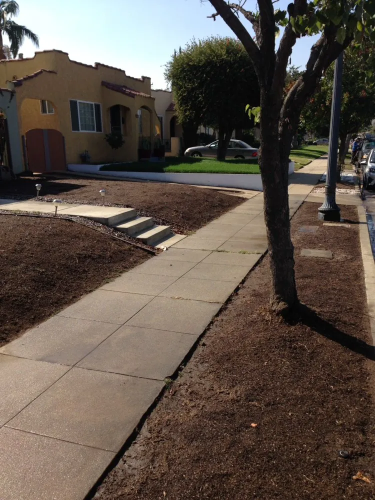 Affordable garden landscaping experts serving El Monte, CA - Grow Control Landscape