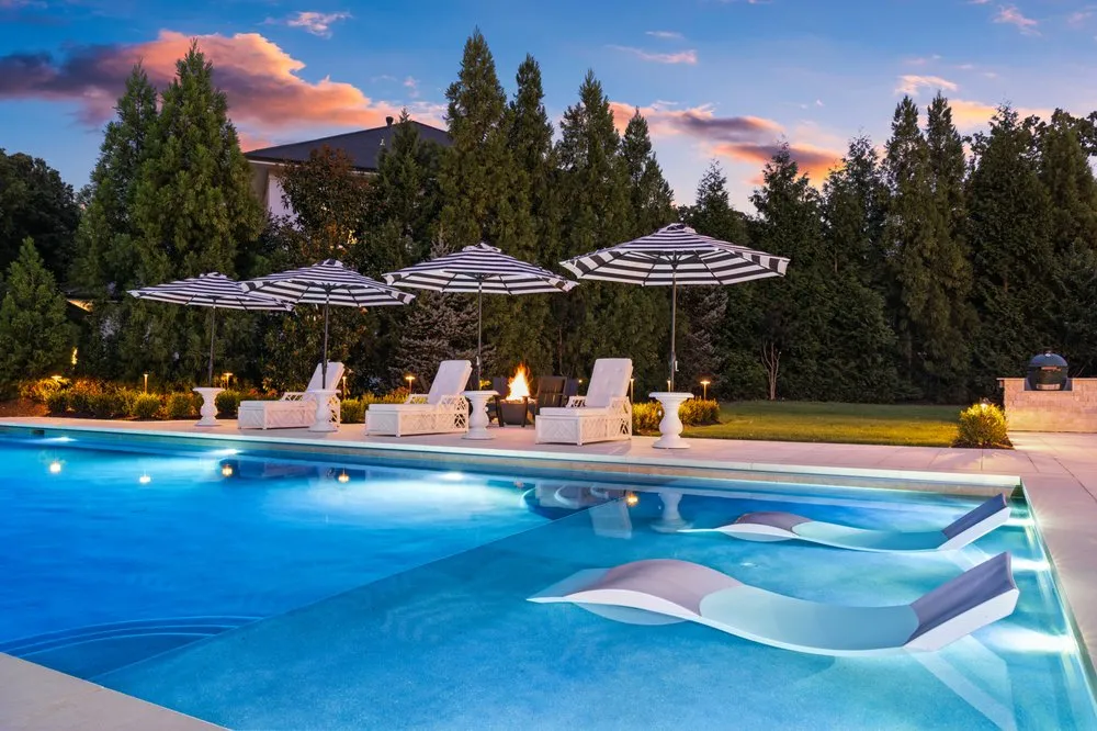 Custom yard maintenance in Leesburg, VA by Grow Landscapes