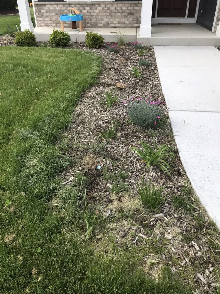 Professional garden landscaping in Pleasant Prairie, WI by Grow Rite Landscape Management