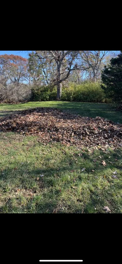 Custom lawn mowing service in West Islip, NY - Growin Green Landscape