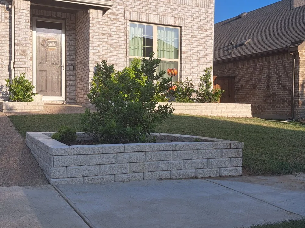 Custom lawn care service near you in Princeton, TX by Growing Flowers