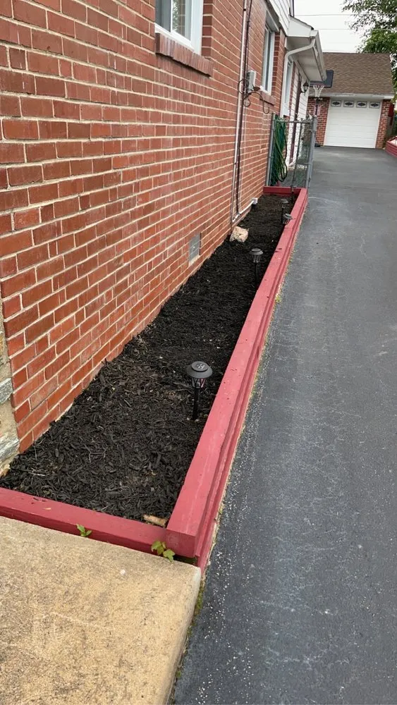 Custom yard maintenance experts serving Philadelphia, PA - Growing Grass Landscaping